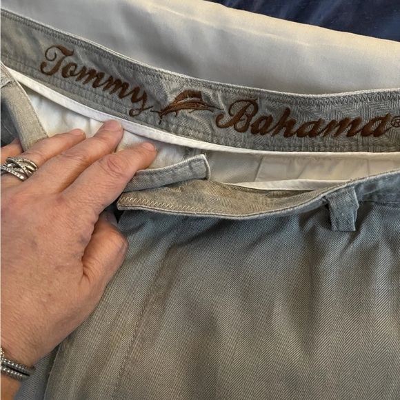 Tommy Bahama Cargo Shorts Mens 38 Waist - Picture 2 of 6